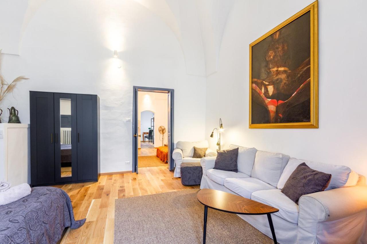 Lecce Center Charming Flat With Terrace Leilighet Eksteriør bilde